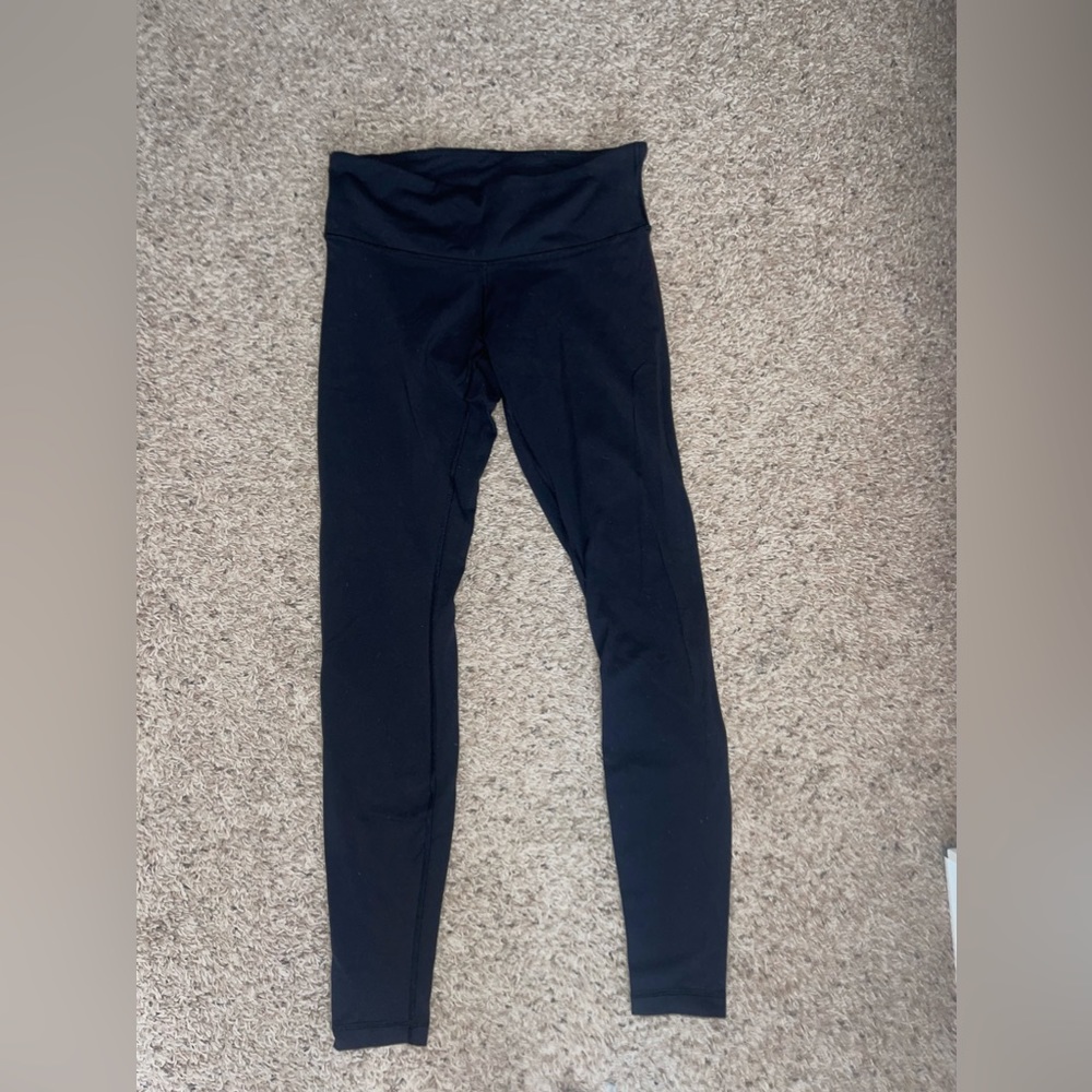 Black lulu lemon leggings